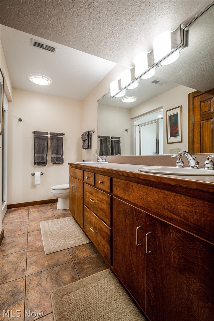 111 South Reeves Avenue Dover, OH 44622 - Photo 20 of 35 Gallery Image 20
