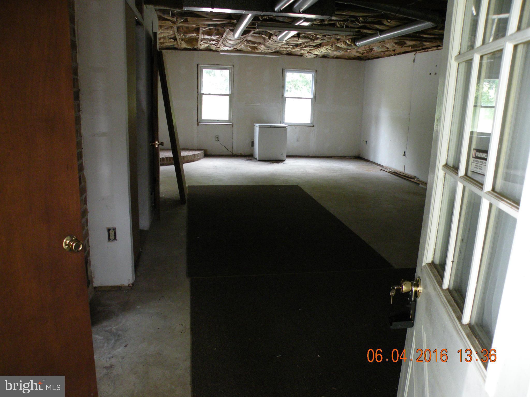 19904 Middletown Road Freeland, MD 21053 - Photo 10 of 25 Interior (General)