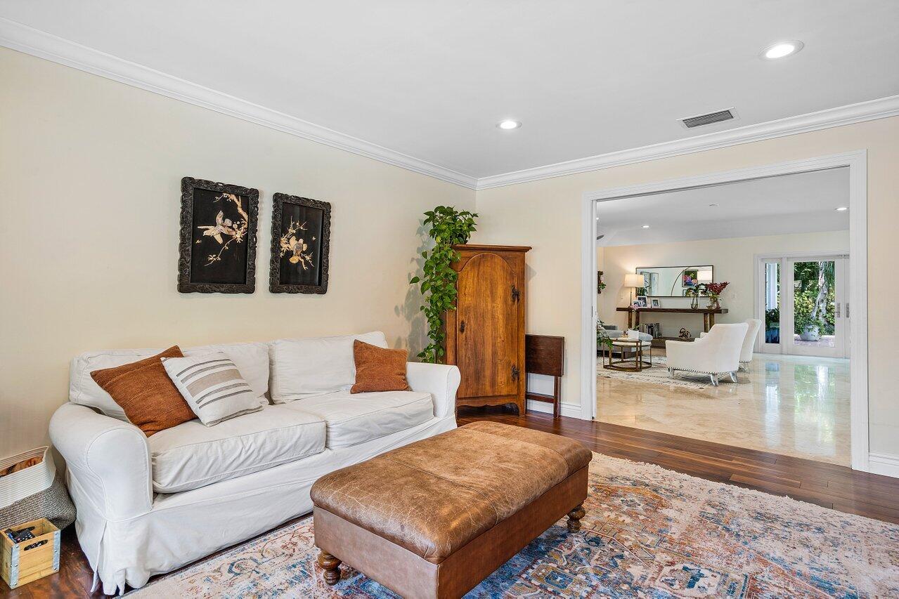 3765 Kings Way Boca Raton, FL 33434 - Photo 17 of 51 018-3765KingsWay-BocaRaton-FL-33434-SMAL