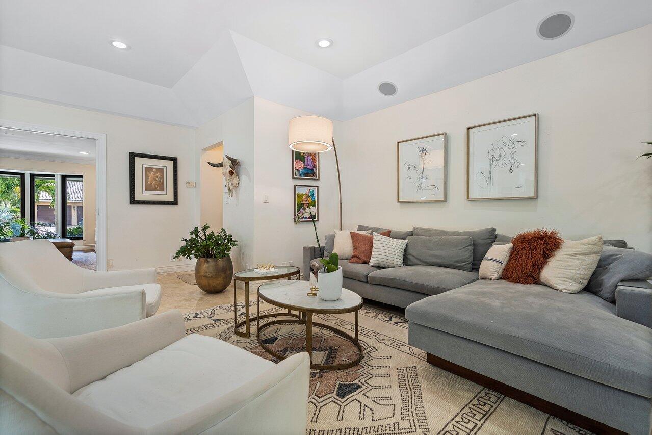 3765 Kings Way Boca Raton, FL 33434 - Photo 23 of 51 024-3765KingsWay-BocaRaton-FL-33434-SMAL