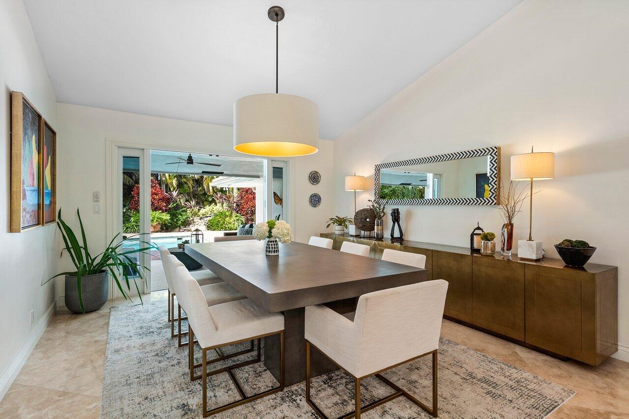 3765 Kings Way Boca Raton, FL 33434 - Photo 9 of 51 010-3765KingsWay-BocaRaton-FL-33434-SMAL