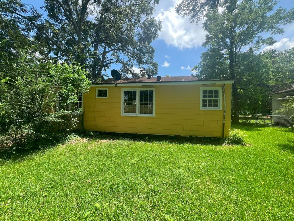 211 Rogers Circle Brookhaven, MS 39601 - Photo 4 of 17 Photo 4