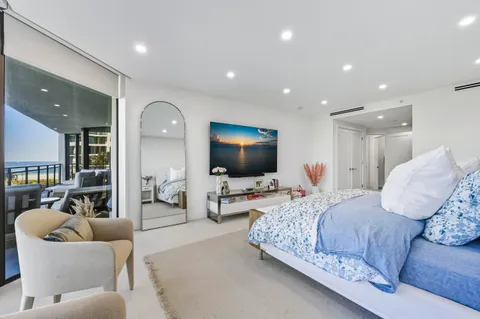 $3,995,000 | 3100 South Ocean Boulevard, Unit 201S, Palm Beach, FL 33480