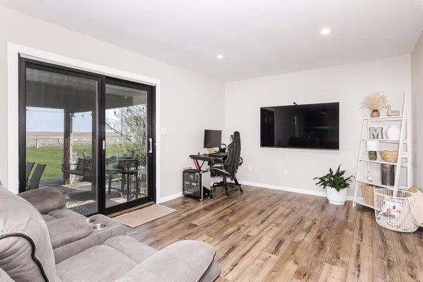 $250,000 | 405 West Jeffery Street, Cullom, IL 60929