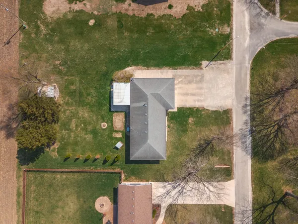 $250,000 | 405 West Jeffery Street, Cullom, IL 60929