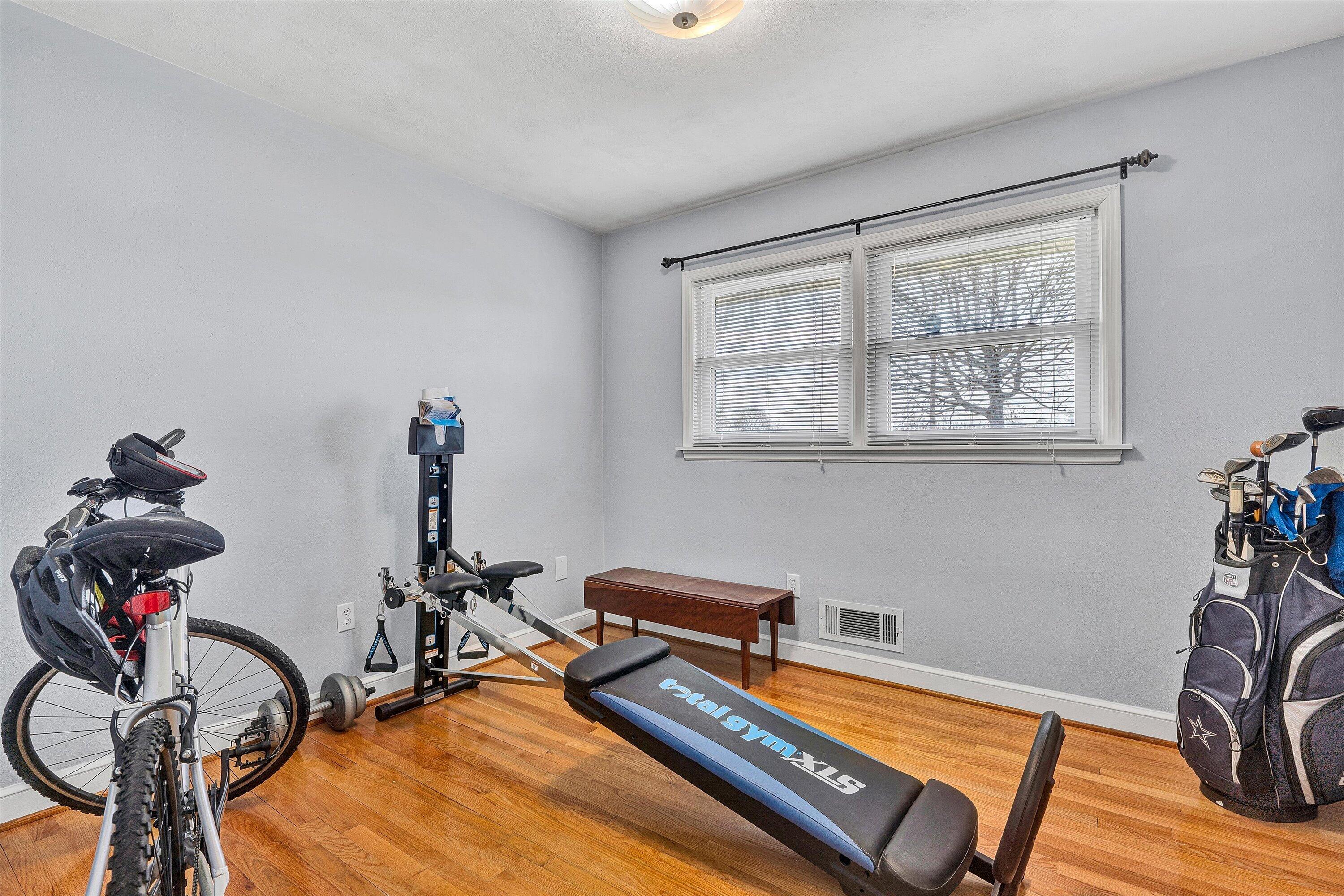 3411 Frontier Road Northwest Roanoke, VA 24012 - Photo 18 of 33 18-SGP-08719