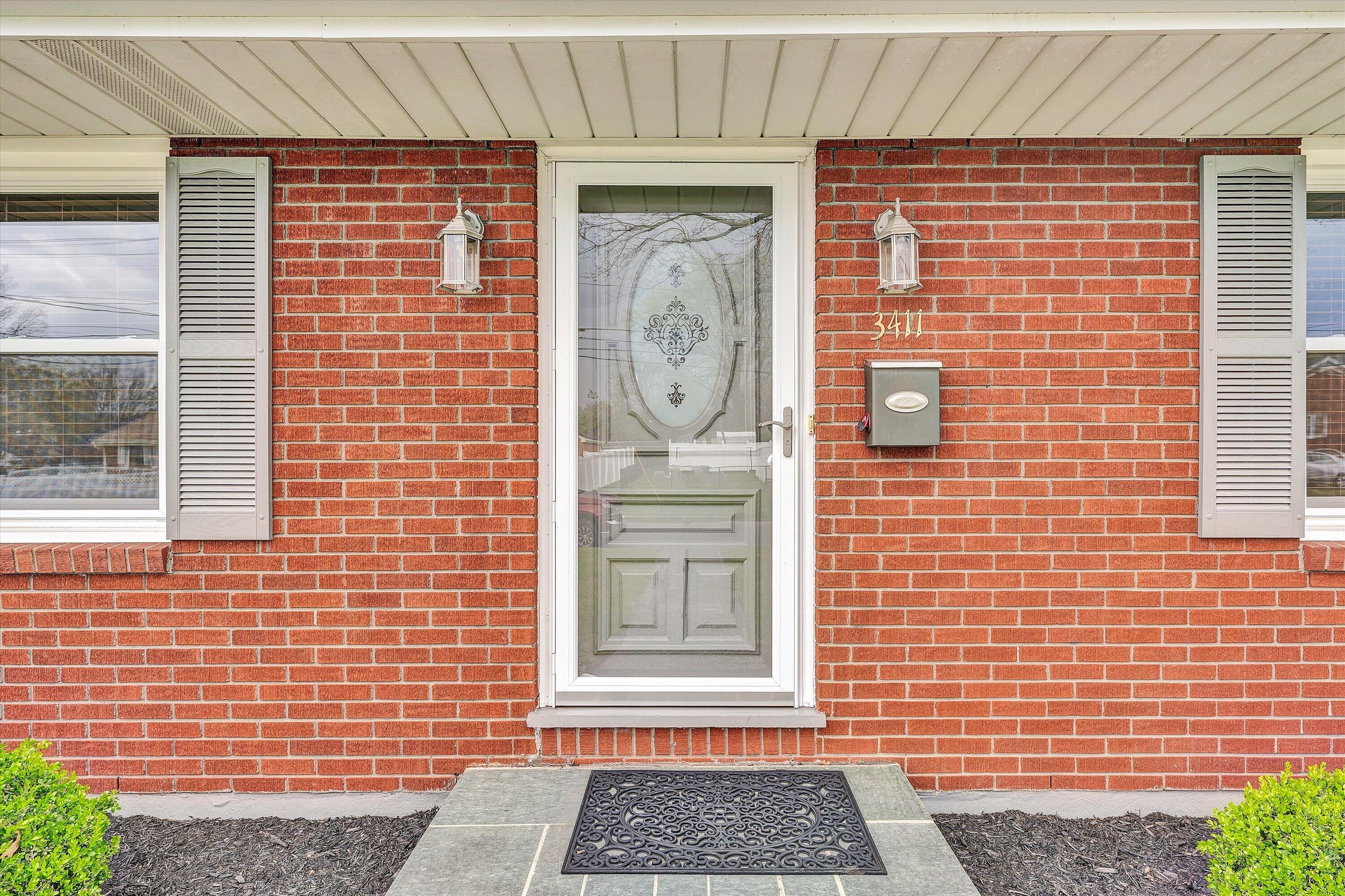 3411 Frontier Road Northwest Roanoke, VA 24012 - Photo 4 of 33 04-SGP-08797