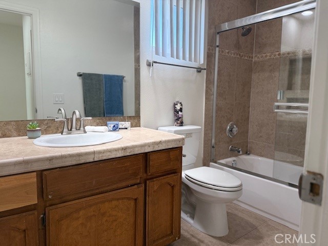 79740 Ave 42, Unit 5 Bermuda Dunes, CA 92203 - Photo 12 of 21 a bathroom with a sink toilet and shower
