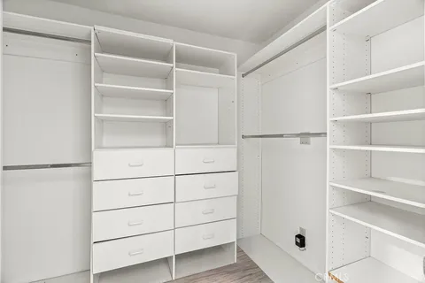 $1,079,000 | 10650 Kinnard Avenue, Unit 302, Los Angeles, CA 90024