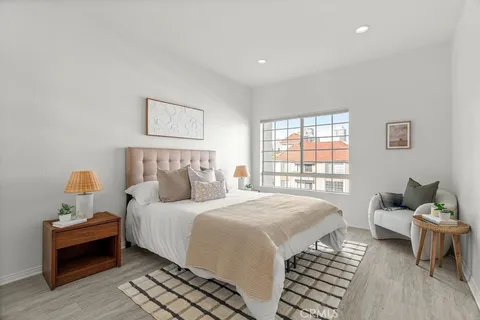 $1,079,000 | 10650 Kinnard Avenue, Unit 302, Los Angeles, CA 90024