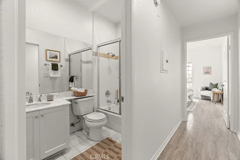 $1,079,000 | 10650 Kinnard Avenue, Unit 302, Los Angeles, CA 90024