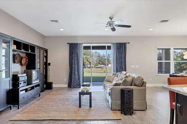 $1,285,000 | 6347 Anise Drive, Sarasota, FL 34238