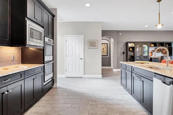 $1,135,000 | 6347 Anise Drive, Sarasota, FL 34238