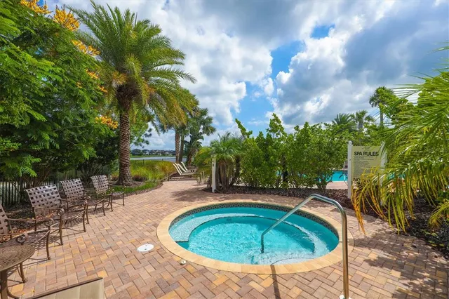 $1,285,000 | 6347 Anise Drive, Sarasota, FL 34238