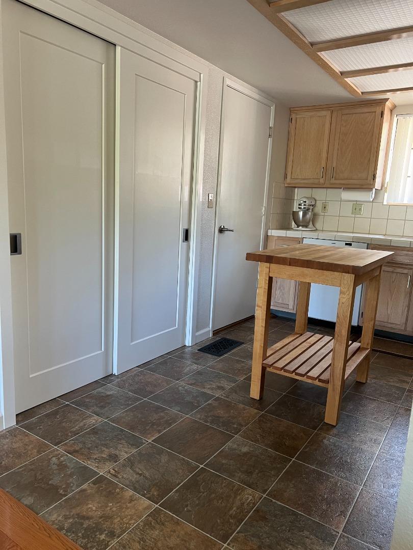40586 Saddleback Road Bass Lake, CA 93604 - Photo 13 of 39
