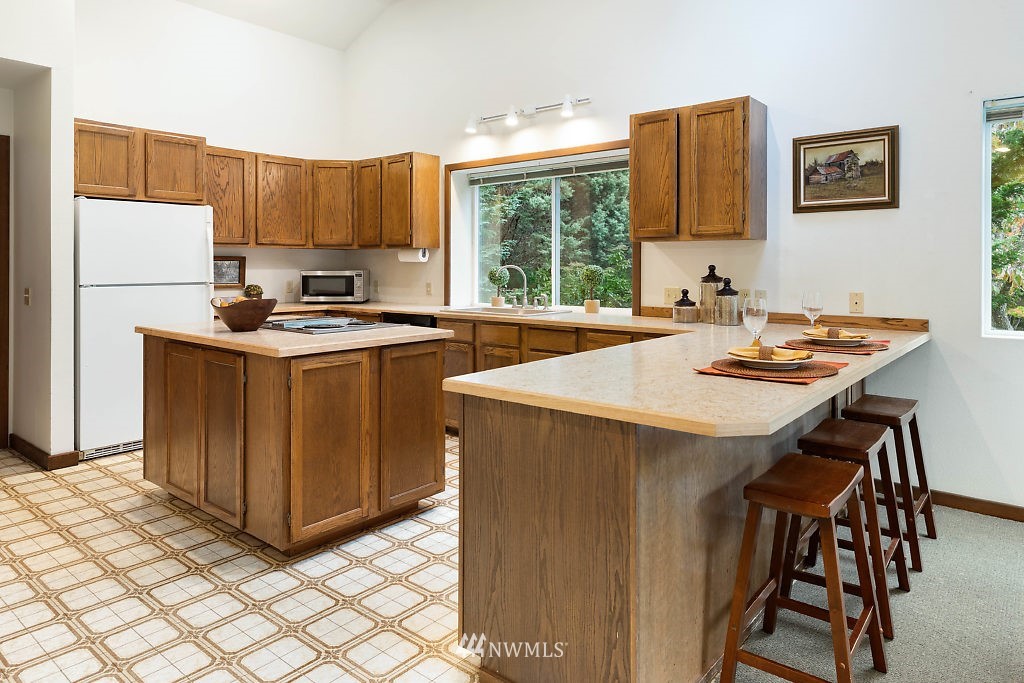 5598 Wilkinson Road Langley, WA 98260 - Photo 4 of 24 Gallery Image 4