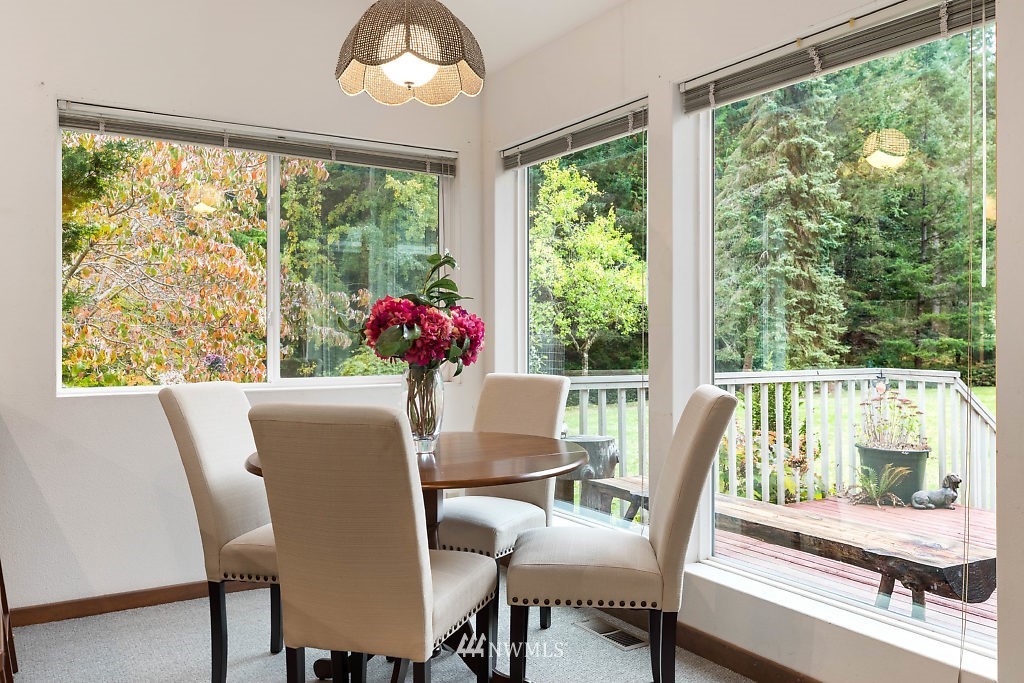 5598 Wilkinson Road Langley, WA 98260 - Photo 5 of 24 Gallery Image 5