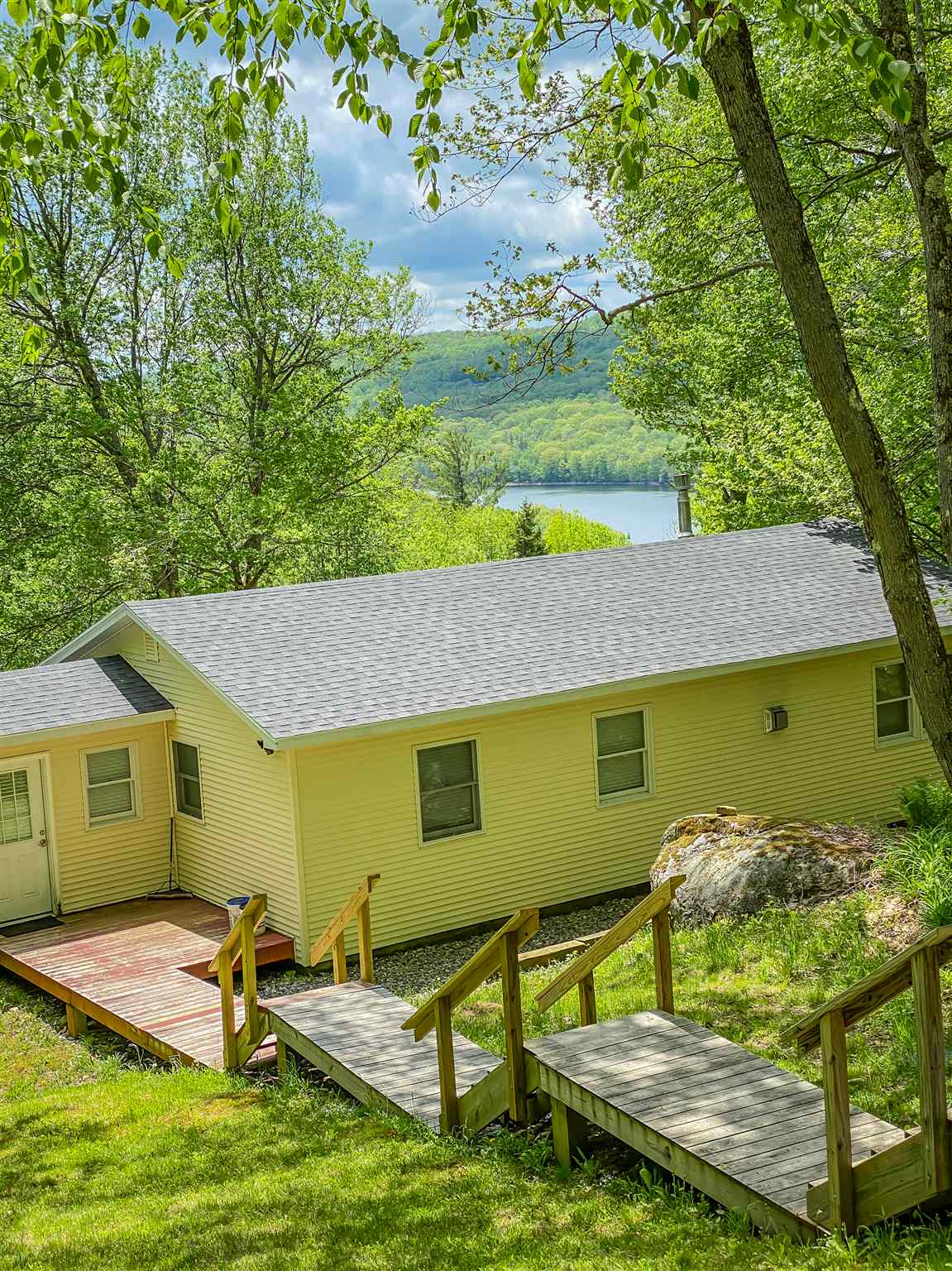 86 Town Farm Road Wilmington, VT 05363 - Photo 2 of 21 Gallery Image 2