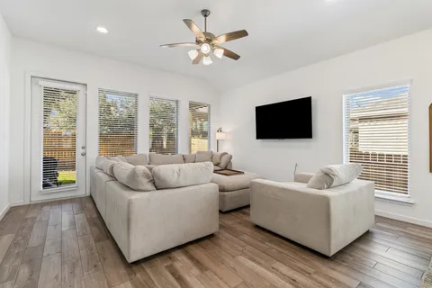 $450,000 | 701 Tradewinds Way, Georgetown, TX 78628