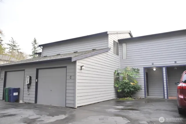 $549,000 | 15624 8th Avenue Southwest, Unit C, Burien, WA 98166
