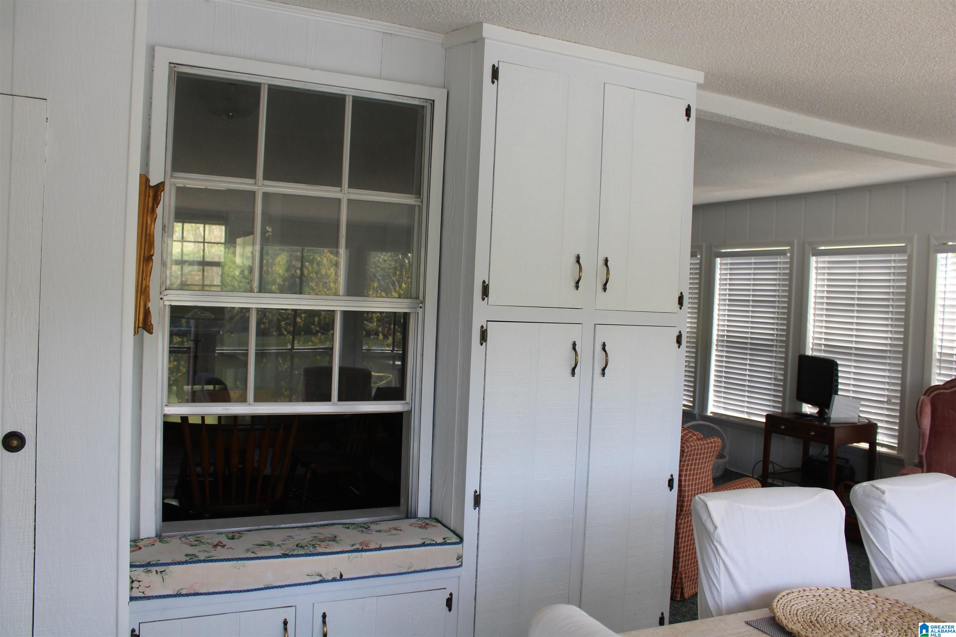 1645 Overlook Point Warrior, AL 35180 - Photo 33 of 44