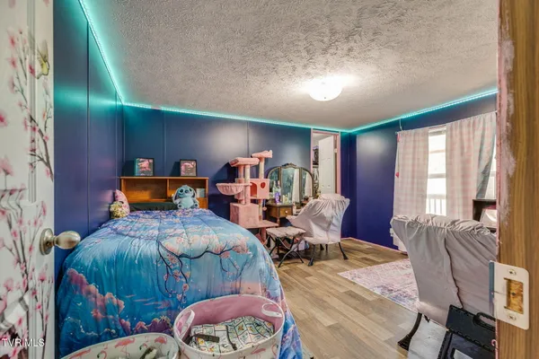 $199,900 | 274 Memorial School Lane, Duffield, VA 24244