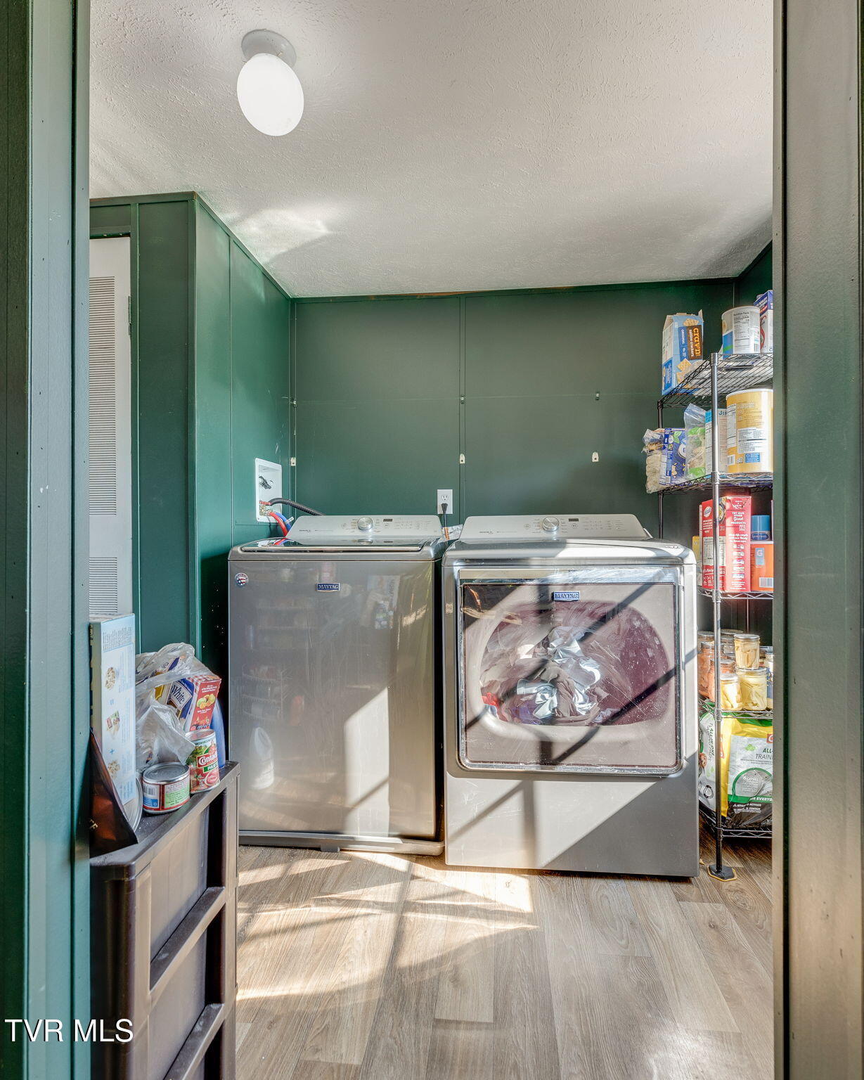 274 Memorial School Lane Duffield, VA 24244 - Photo 31 of 36 032