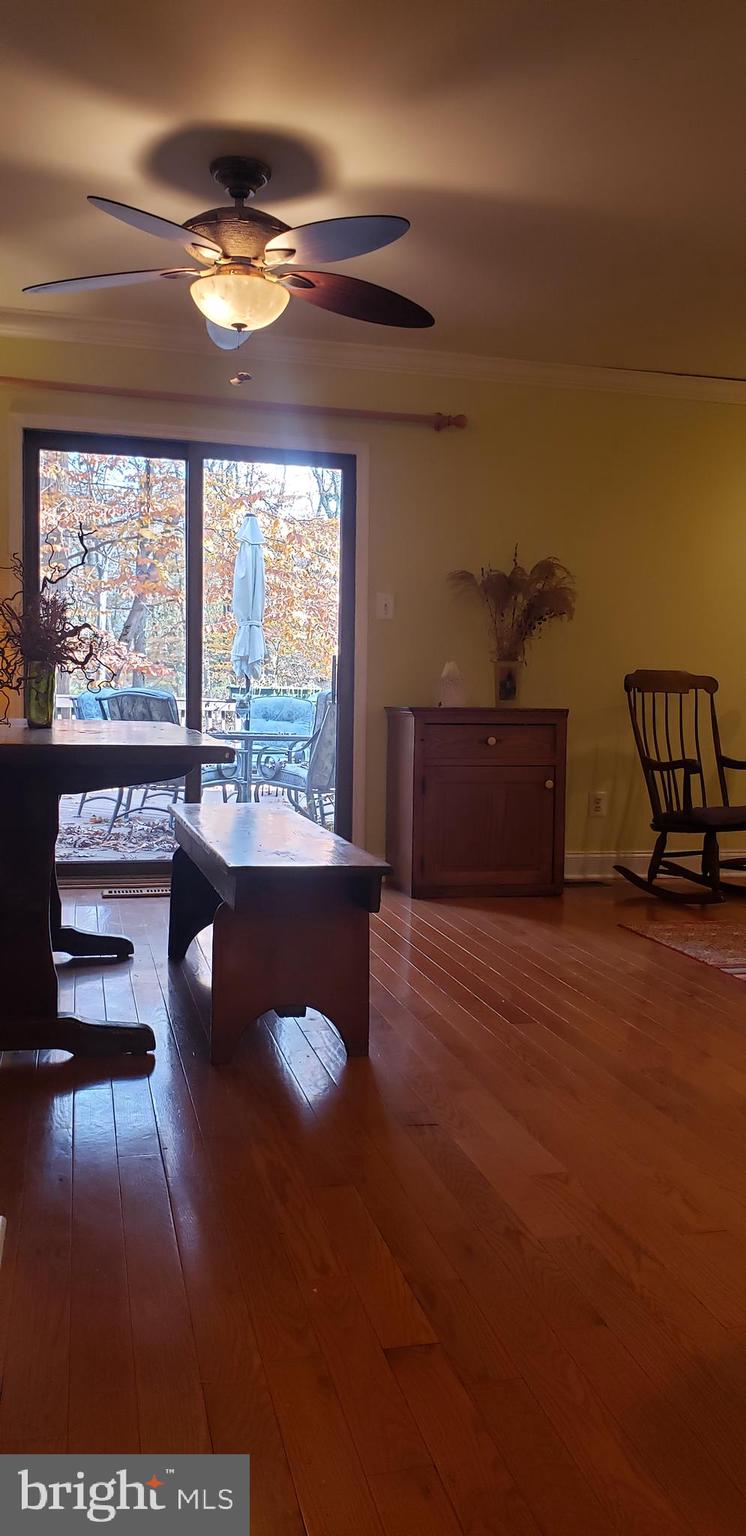 504 Williamson Circle Media, PA 19063 - Photo 13 of 33 a living room with furniture and a large window
