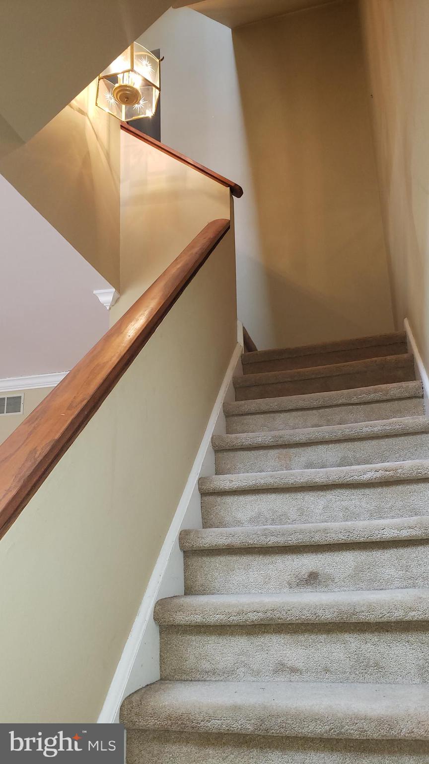 504 Williamson Circle Media, PA 19063 - Photo 15 of 33 a view of entryway