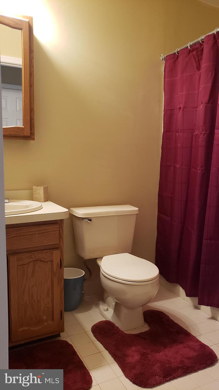 504 Williamson Circle Media, PA 19063 - Photo 24 of 33 a bathroom with a toilet and a sink