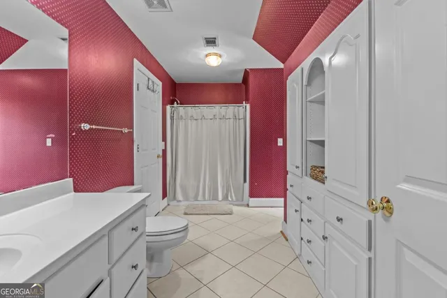 $2,100,000 | 1651 Lighthouse Circle, Greensboro, GA 30642