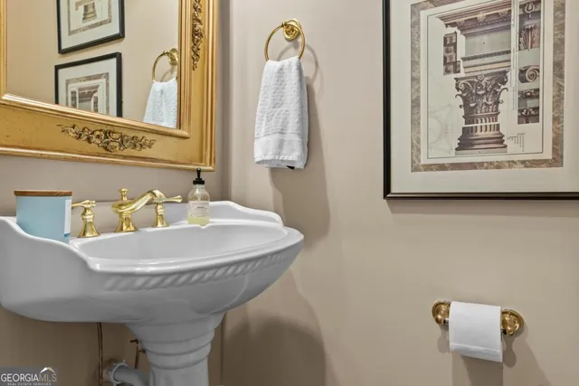 $2,100,000 | 1651 Lighthouse Circle, Greensboro, GA 30642