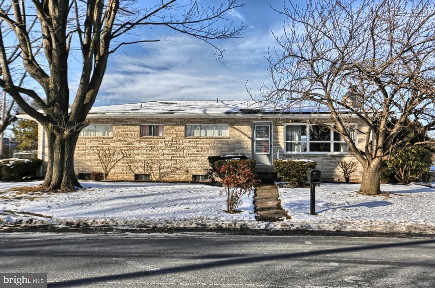 5326 Ridgeview Drive Harrisburg, PA 17112 - Photo 1 of 35 Gallery Image 1