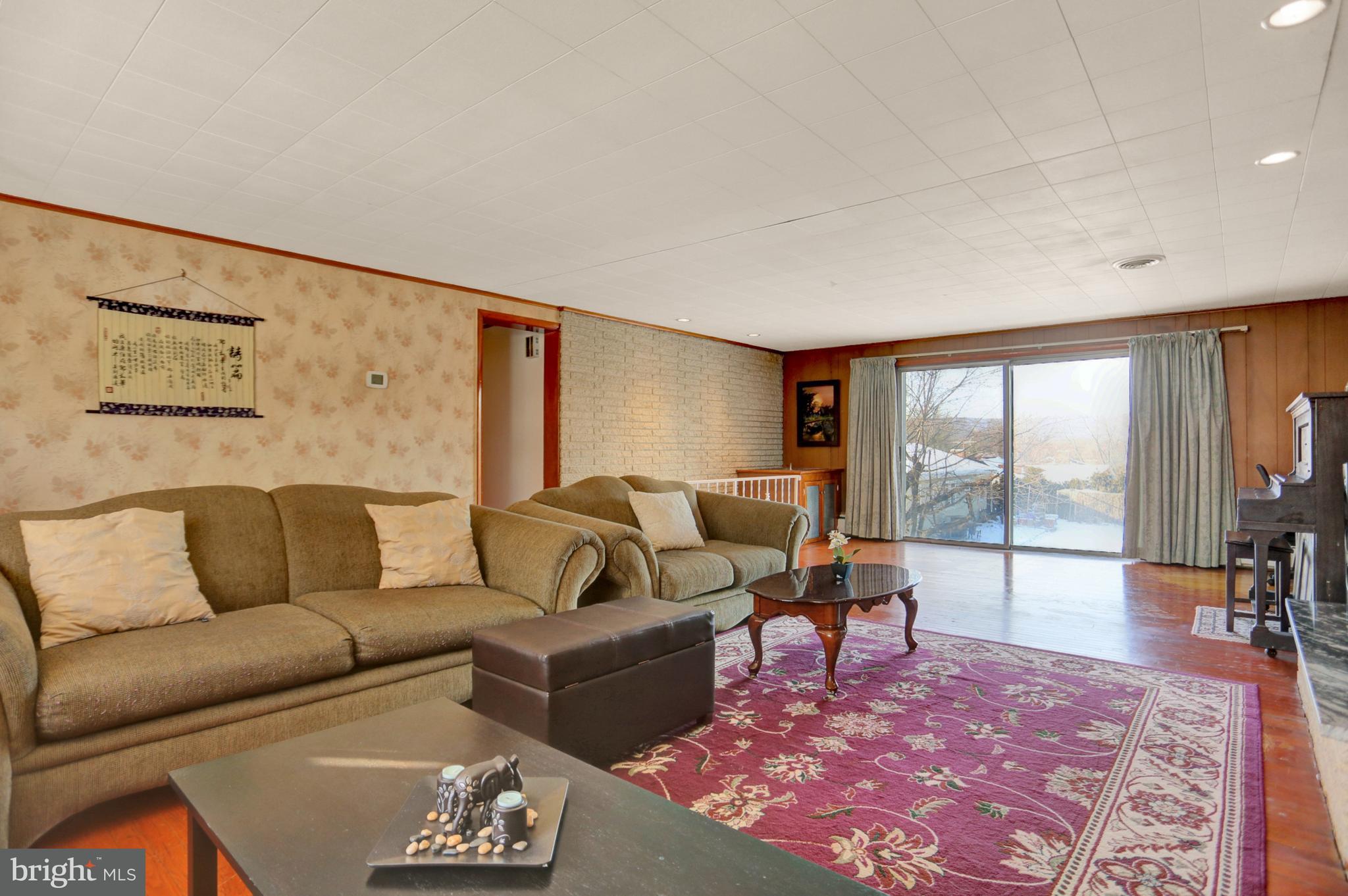 5326 Ridgeview Drive Harrisburg, PA 17112 - Photo 4 of 35 Gallery Image 4