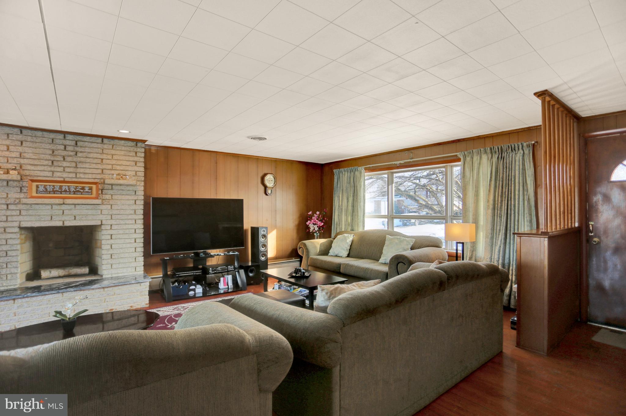 5326 Ridgeview Drive Harrisburg, PA 17112 - Photo 8 of 35 Gallery Image 8