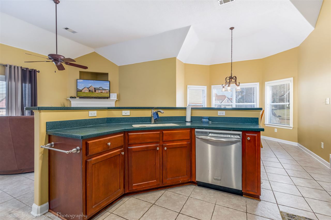 1078 Macon Hall Road Cordova, TN 38018 - Photo 14 of 25 Gallery Image 14