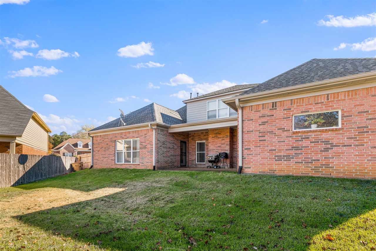 1078 Macon Hall Road Cordova, TN 38018 - Photo 4 of 25 Gallery Image 4