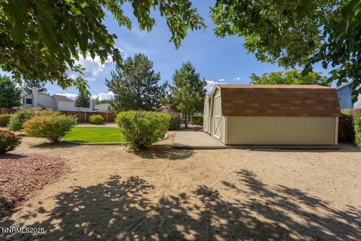 20 Eagle Claw Court Reno, NV 89523 - Photo 11 of 44 20 Eagle Claw Ct Reno NV 89523 42 of 63