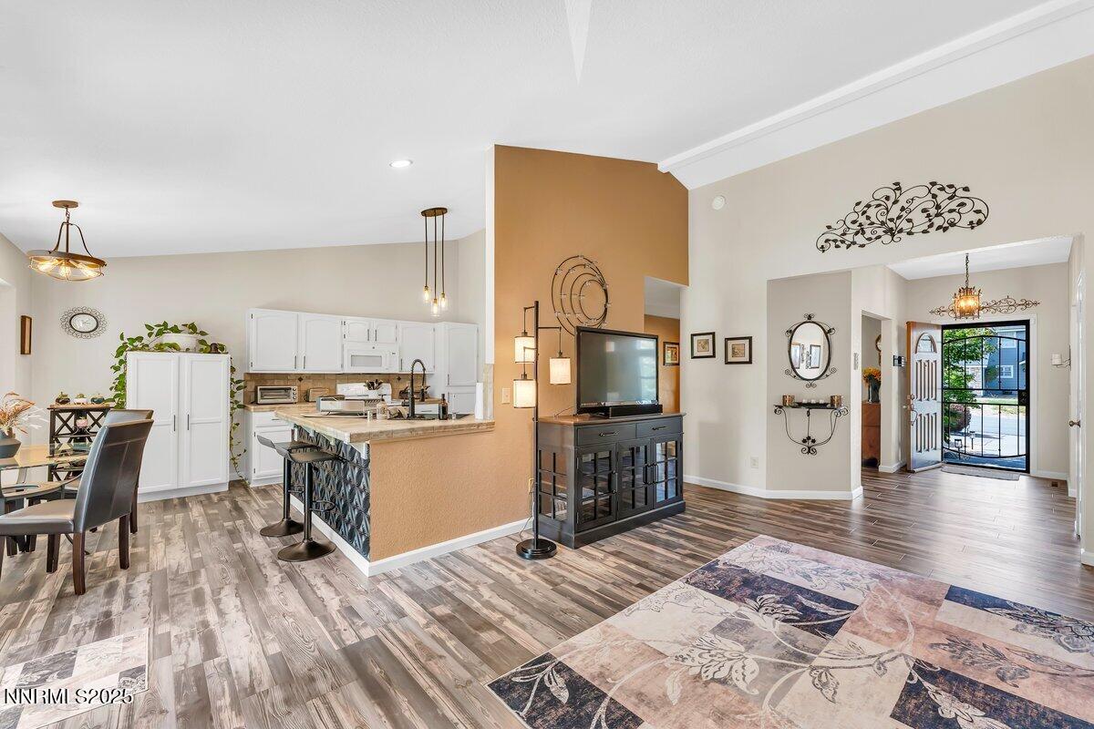 20 Eagle Claw Court Reno, NV 89523 - Photo 38 of 44 20 Eagle Claw Ct Reno NV 89523 14 of 63