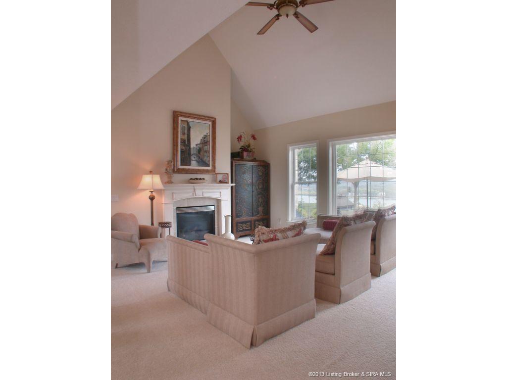 132 Bluff Ridge Road Jeffersonville, IN 47130 - Photo 5 of 31 Gallery Image 5
