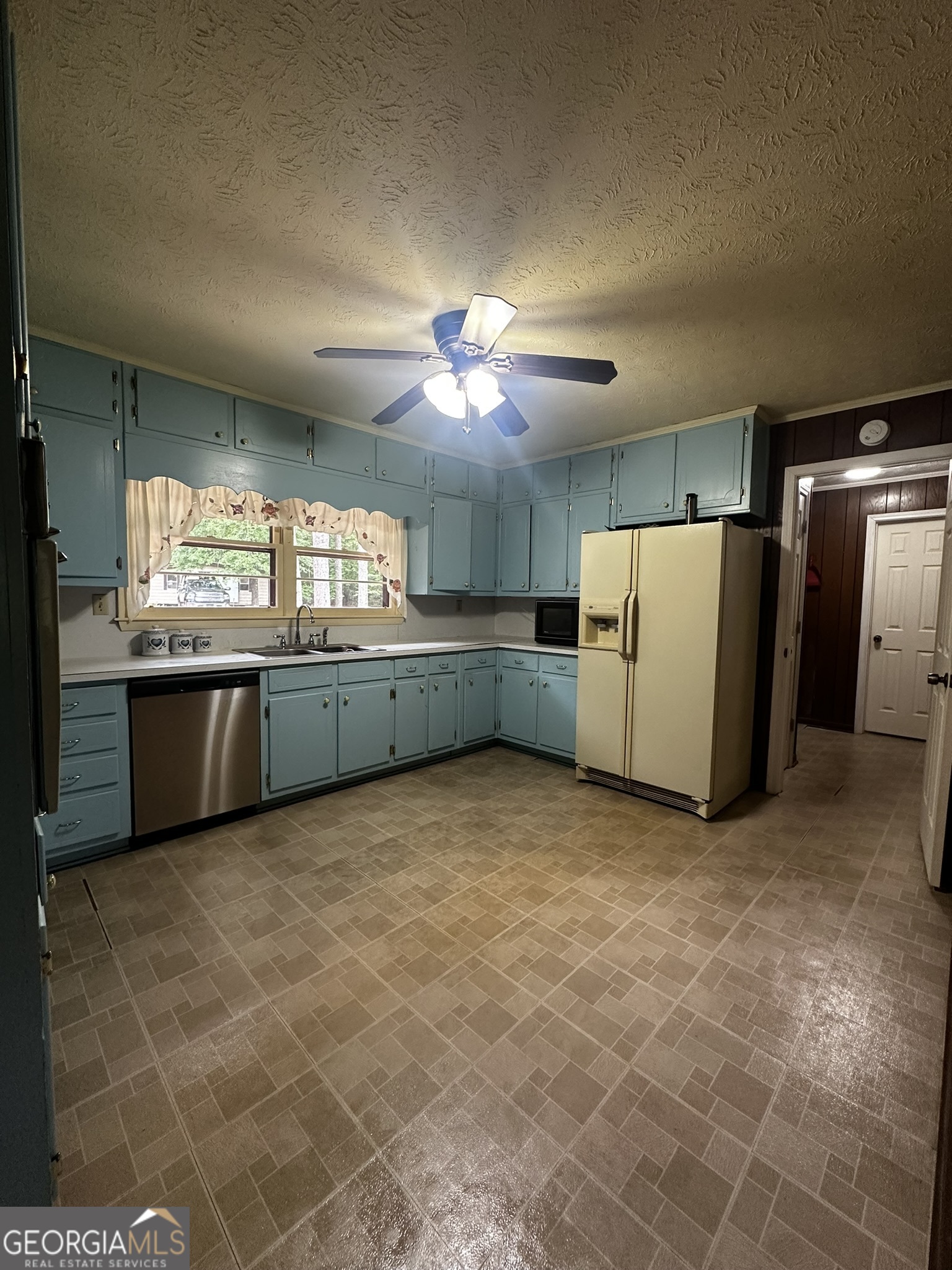 12276 Flat Shoals Road Covington, GA 30016 - Photo 17 of 35