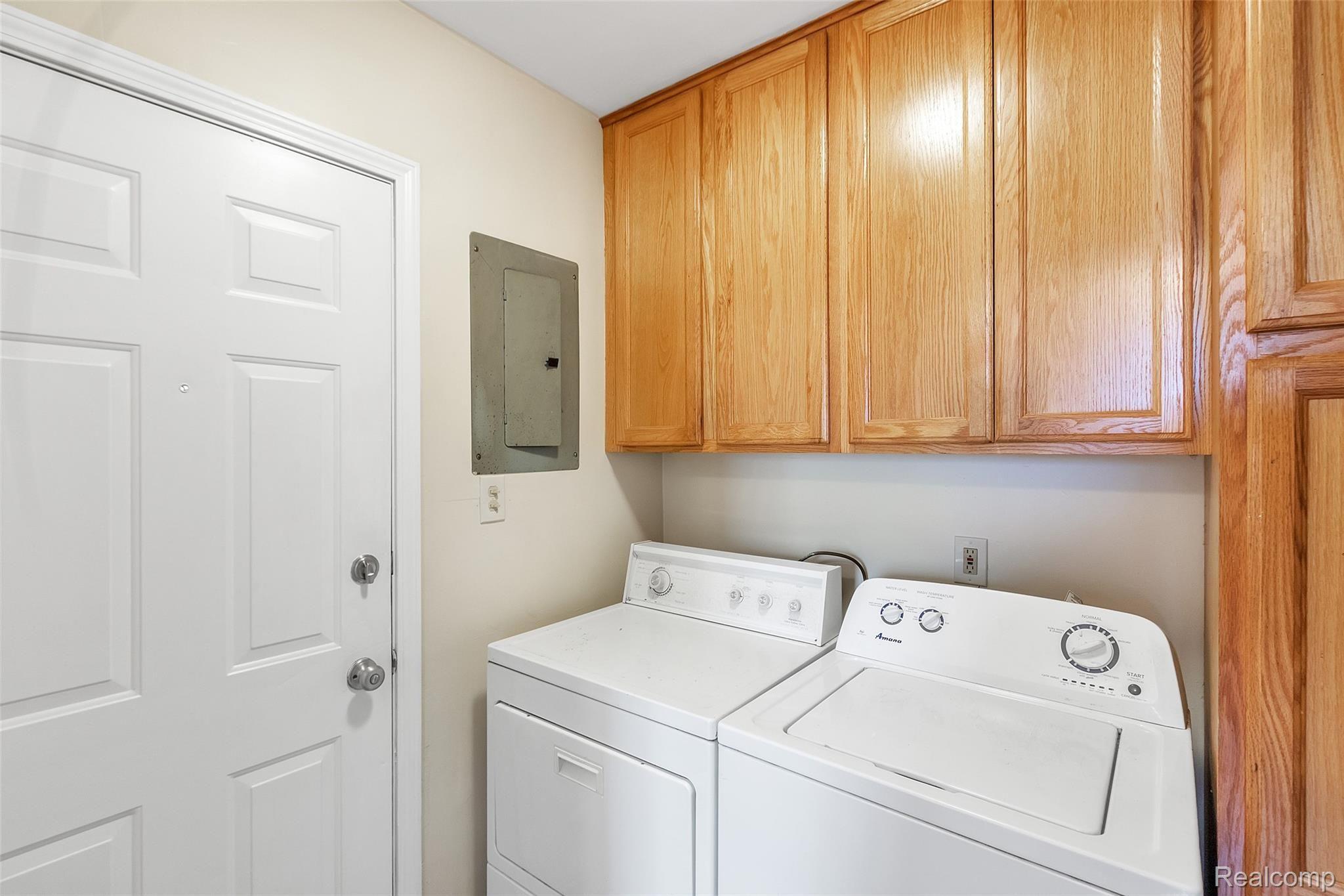 4159 Filbert Street Wayne, MI 48184 - Photo 11 of 44 17-4159 Filbert St-Windowstill Real Estate Photography-17.jpg