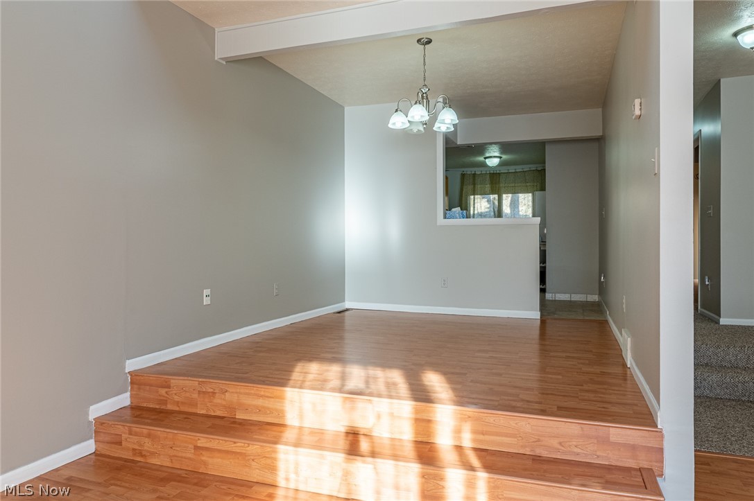 195 Solon Road, Unit D Chagrin Falls, OH 44022 - Photo 13 of 35 Gallery Image 13