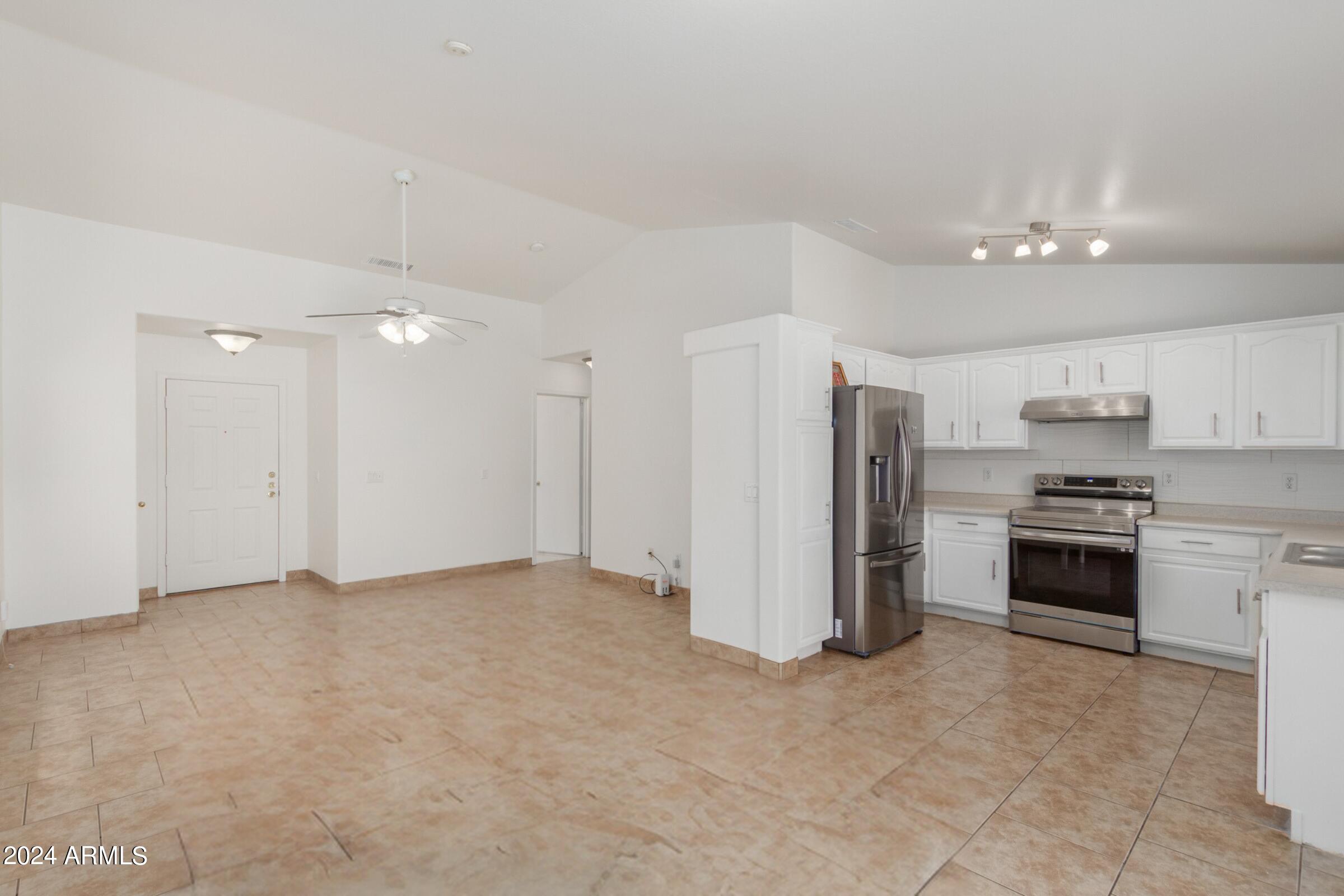 5142 West Pecan Road Laveen, AZ 85339 - Photo 8 of 30 virtually