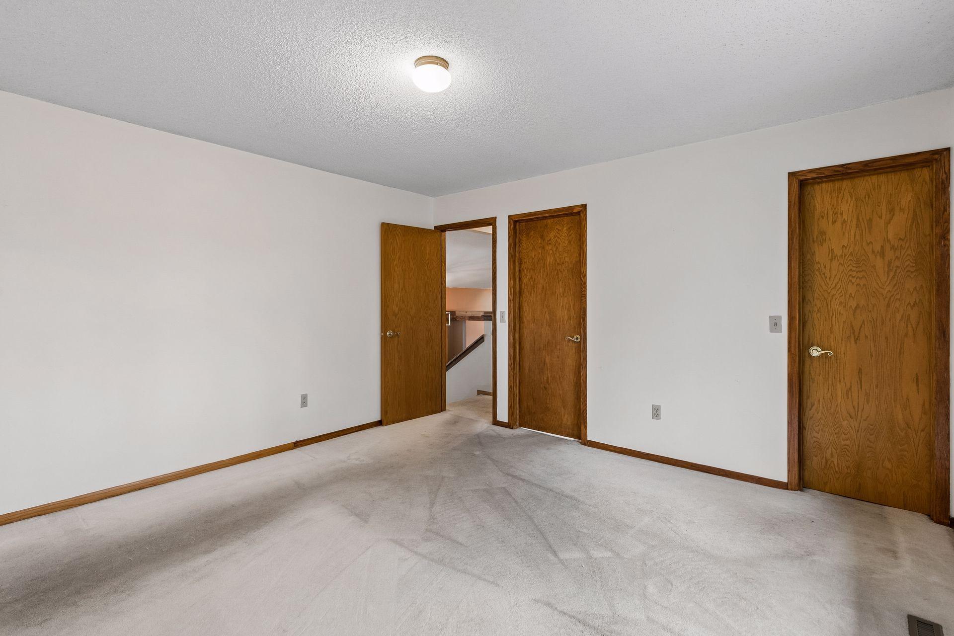 4482 Oak Pond Road Eagan, MN 55123 - Photo 21 of 40 Gallery Image 21