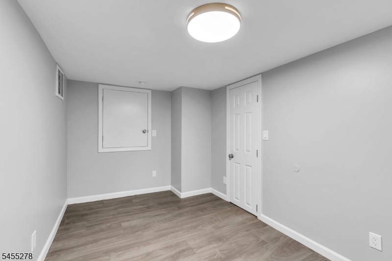 19 Sutton Road Hopatcong, NJ 07843 - Photo 22 of 38 Gallery Image 22
