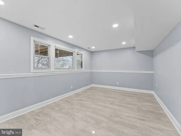 $550,000 | 916 Edgemoor Road, Cherry Hill, NJ 08034