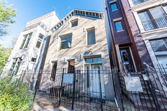 $1,735 | 1335 North Wolcott Avenue, Unit 1F, Chicago, IL 60622