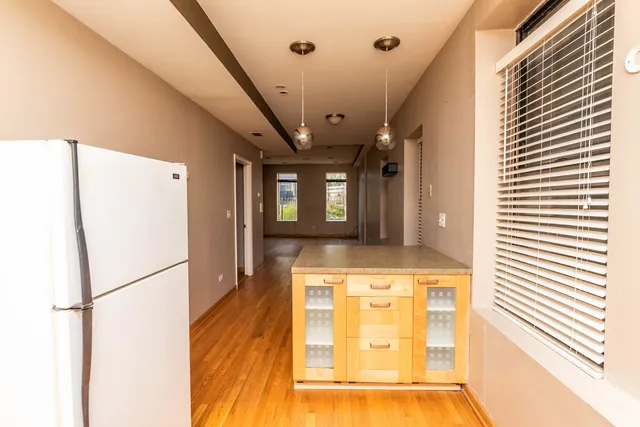 $1,735 | 1335 North Wolcott Avenue, Unit 1F, Chicago, IL 60622