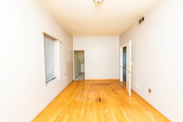 $1,735 | 1335 North Wolcott Avenue, Unit 1F, Chicago, IL 60622
